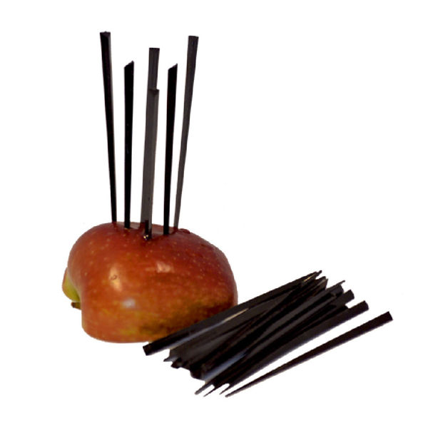 Imagen de Pincho Copetín Plástico Triangular Negro x  25