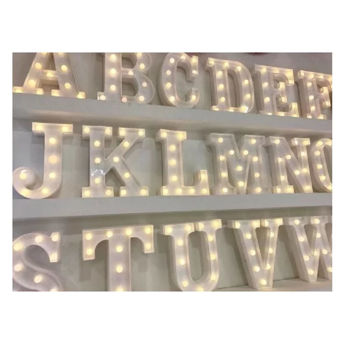 Imagen de Adorno Letra 21 cm. con Luces Led