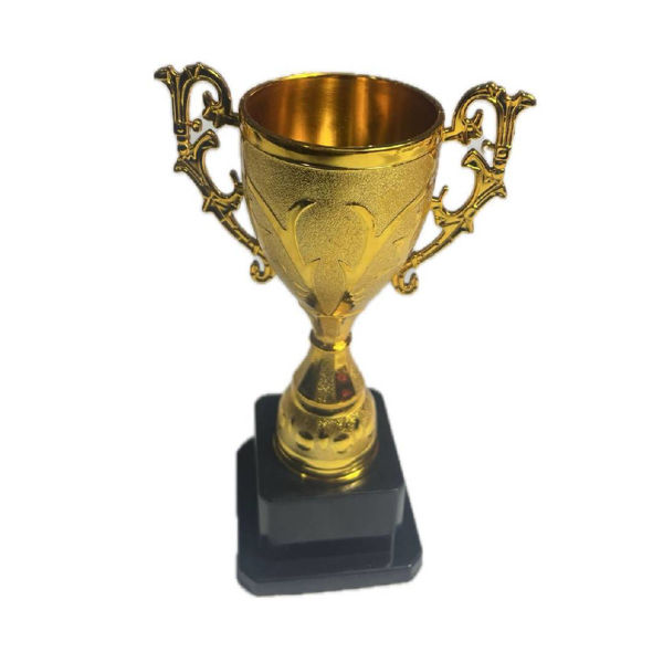 Imagen de Trofeo Copa Dorada Base Negra 17 cm.