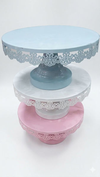 Imagen de Plato Torta con Pie Metal Festón Calado