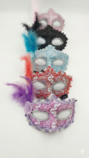 Imagen de Antifaz Rígido con Encaje y Pluma